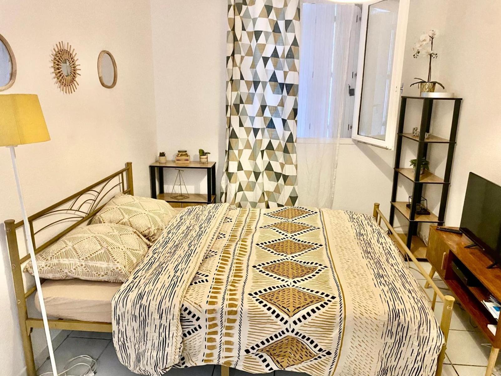 Studio A 5 Mn A Pied De La Gare Saint-Roch Montpellier Kültér fotó